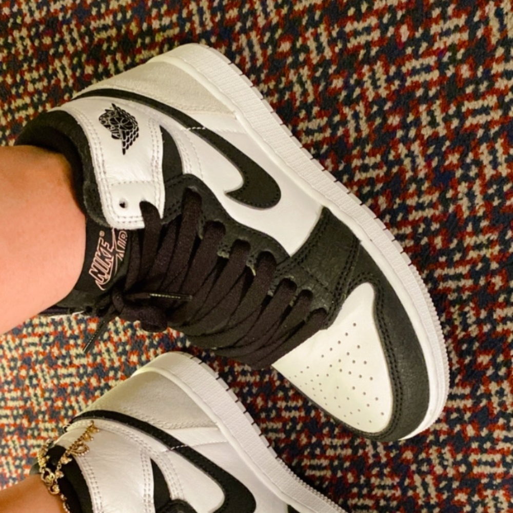 Stage Haze Jordan 1 (Newly released)